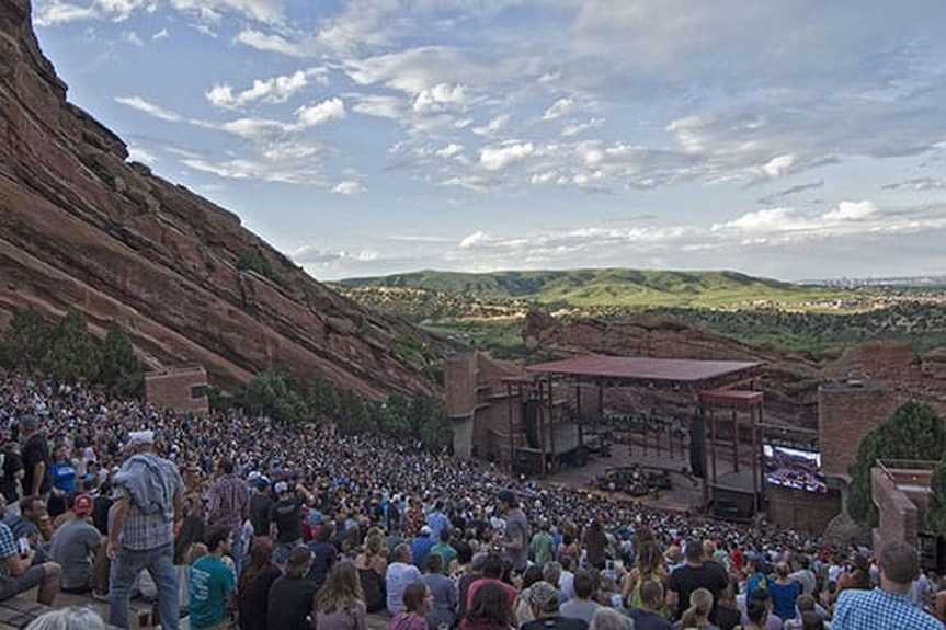 Avett Brothers Triumph At Red Rocks With Mla